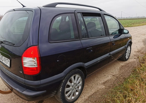 Opel Zafira cena 4500 przebieg: 212300, rok produkcji 2003 z Starogard Gdański małe 106